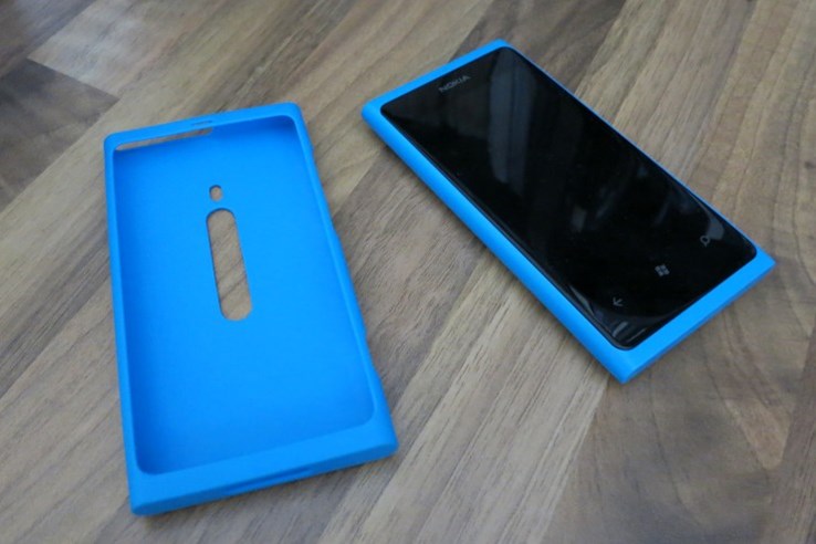 Nokia Lumia 800 (23).JPG
